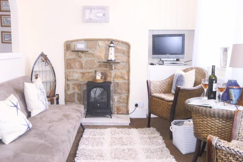 וויטבי Kikas Cottage, Rear 89 Church Street, White Horse Yard מראה חיצוני תמונה